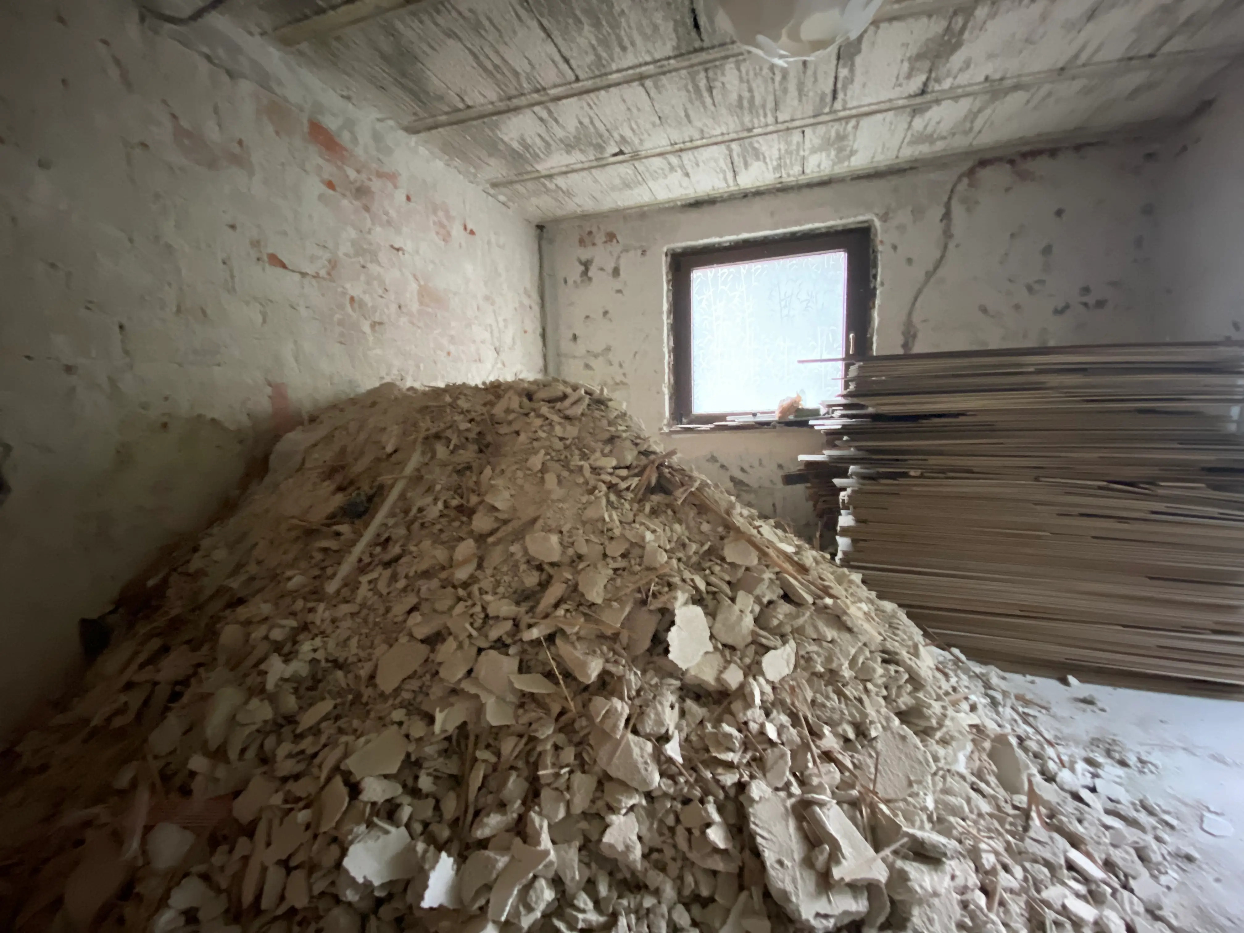 Energetische Sanierung und Wohnraumerweiterung Mehrfamilienhaus in Ostfildern-Scharnhausen - Mimar Atelier